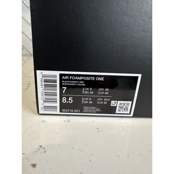 Nike Air Foamposite One Black Red Mens Size 7 IB2219-001 NEW Authentic main image 4